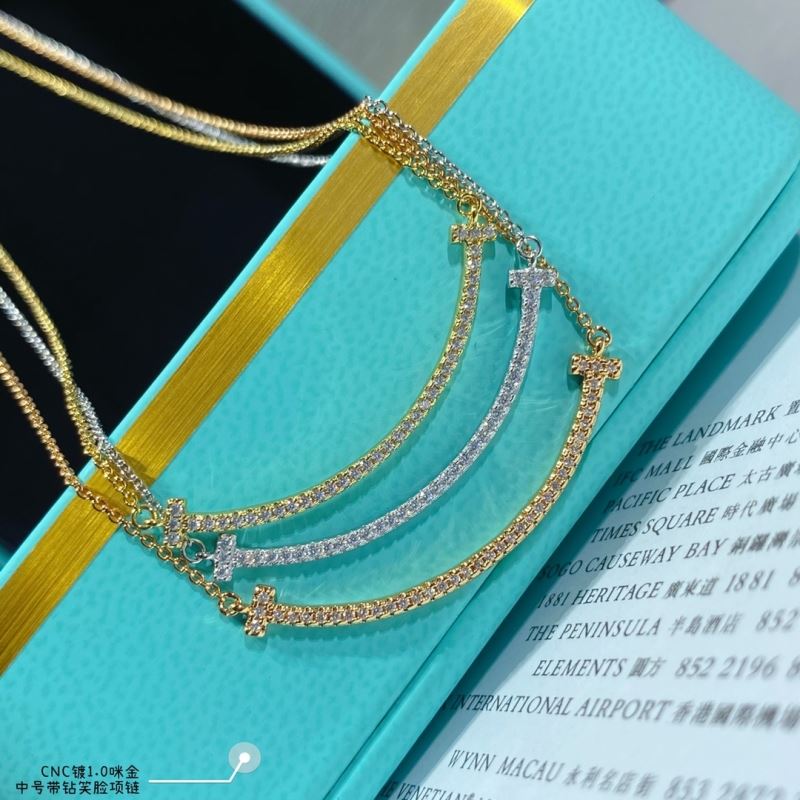 T*f*ny necklaces